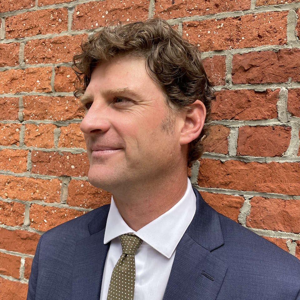 Decon James Headshot